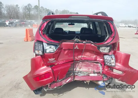 2010 Mitsubishi Outlander Se z USA, uszkodzony, nr VIN JA4JT3AW2AZ007362